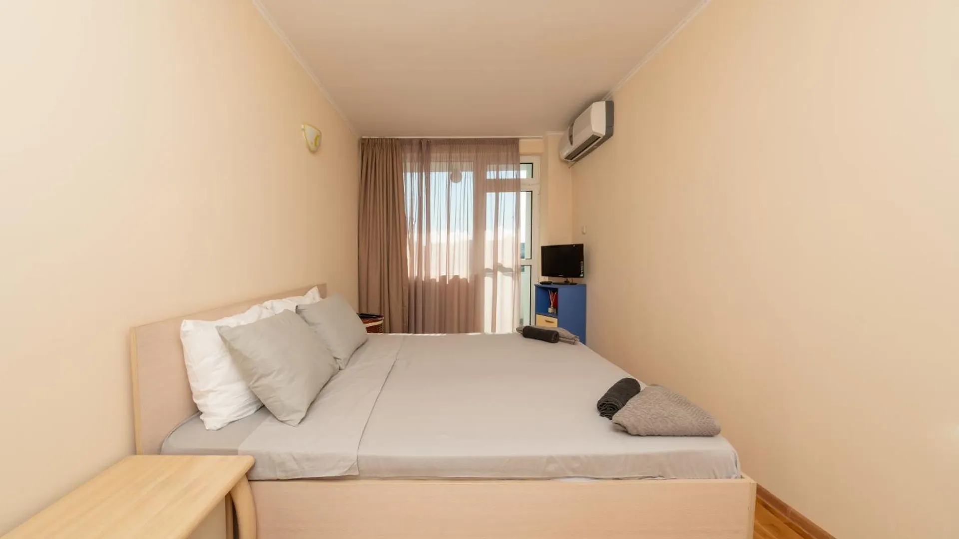 Boris Garden Comfort Suite Burgas City 0*,  Bulharsko