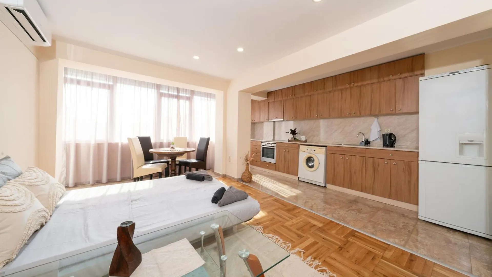 Boris Garden Comfort Suite Burgas 0*,  Bulgaria